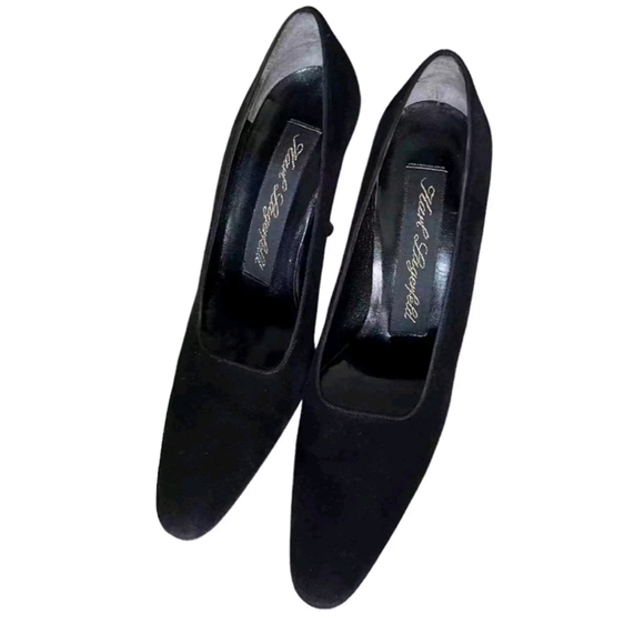 OG VINTAGE 90S KARL LAGERFELD BLACK SUEDE PUMPS - Picture 2 of 6